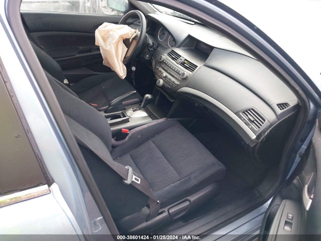 2011 HONDA ACCORD 2.4 LX VIN: 1HGCP2F3XBA084297