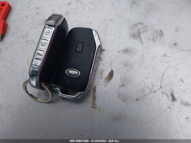 5XXG34J27MG003947 KIA K5 EX