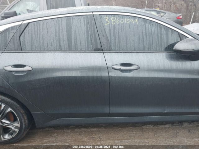5XXG34J27MG003947 KIA K5 EX