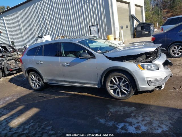 YV440MWK9J2047421 Volvo V60 Cross Country T5