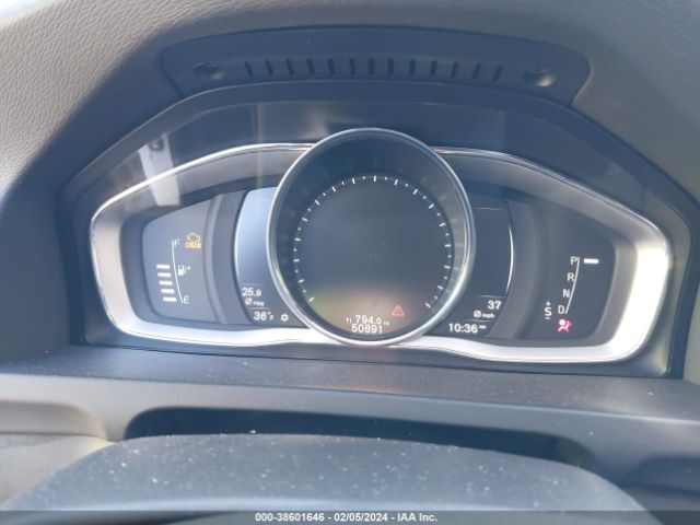 YV440MWK9J2047421 Volvo V60 Cross Country T5