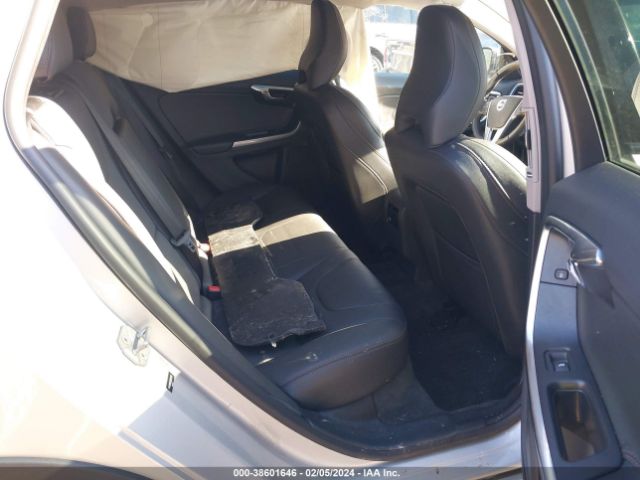 YV440MWK9J2047421 Volvo V60 Cross Country T5
