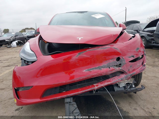7SAYGDEF8NF342052 Tesla Model Y Performance Dual Motor All-wheel Drive