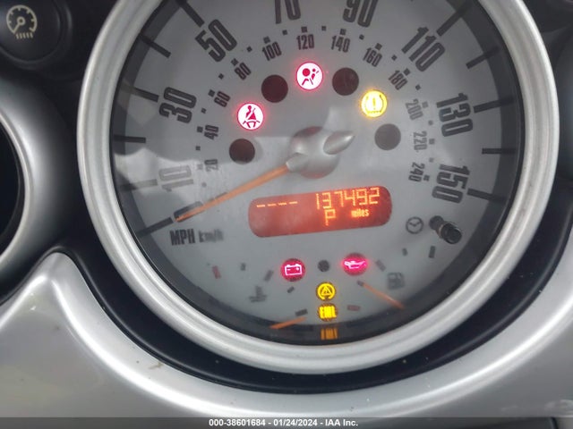 2005 MINI COOPER WMWRC33535TJ70010 Photo 6