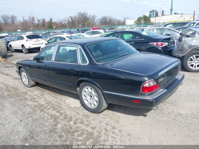 1998 JAGUAR XJ8 SAJHX1246WC832889 Photo 2