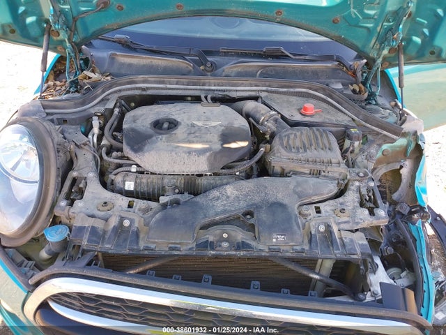 2018 MINI CONVERTIBLE WMWWG9C53J3E38352 Photo 9