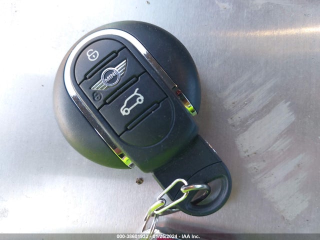 2018 MINI CONVERTIBLE WMWWG9C53J3E38352 Photo 10