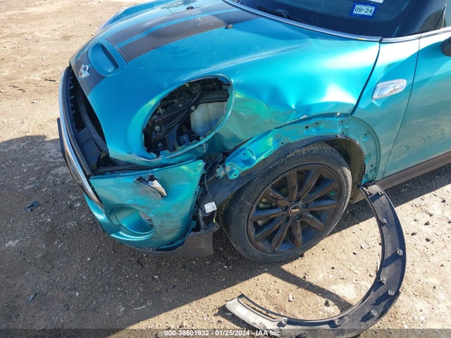 2018 MINI CONVERTIBLE WMWWG9C53J3E38352 Photo 5