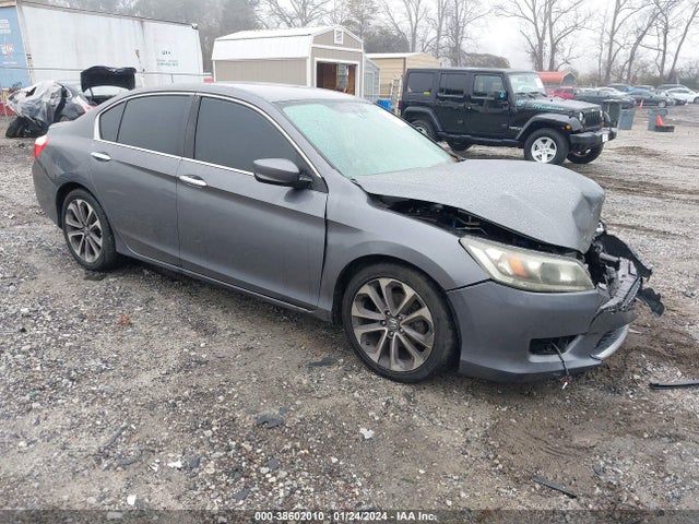 2014 1HGCR2F5XEA111000 main image