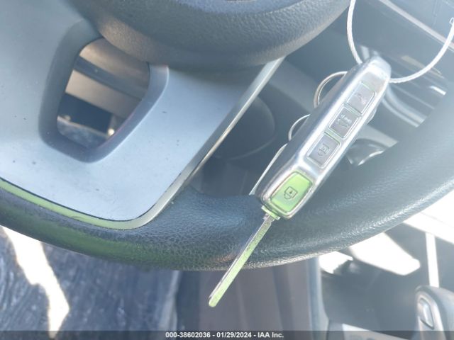 3KPF24AD3KE070180 KIA Forte Lxs
