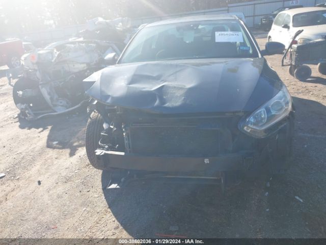 3KPF24AD3KE070180 KIA Forte Lxs