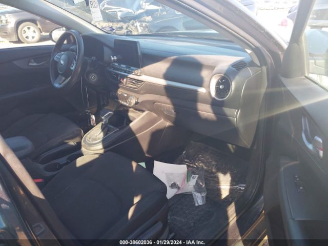 3KPF24AD3KE070180 KIA Forte Lxs
