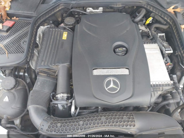 55SWF4KB7FU062437 Mercedes-Benz C 300 4matic/luxury 4matic/sport 4matic