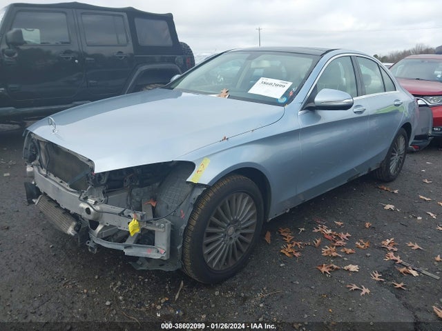 55SWF4KB7FU062437 Mercedes-Benz C 300 4matic/luxury 4matic/sport 4matic