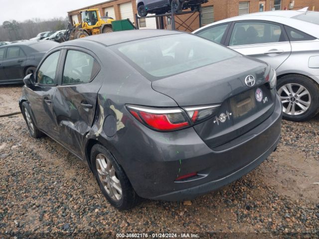 3MYDLBZV4GY120775 Scion IA