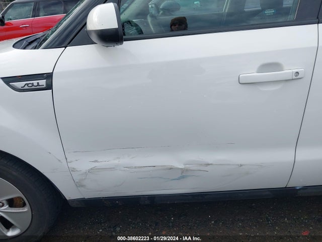 KIA Soul 2016 KNDJN2A26G7271180 Image 6