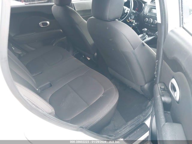 KIA Soul 2016 KNDJN2A26G7271180 Image 8
