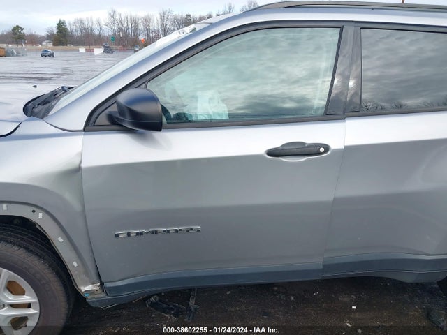 Jeep Compass Sport 4x4 2018 3C4NJDAB1JT131727 Image 15