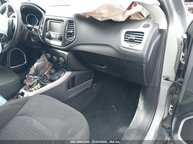 Jeep Compass Sport 4x4 2018 3C4NJDAB1JT131727 Image 5