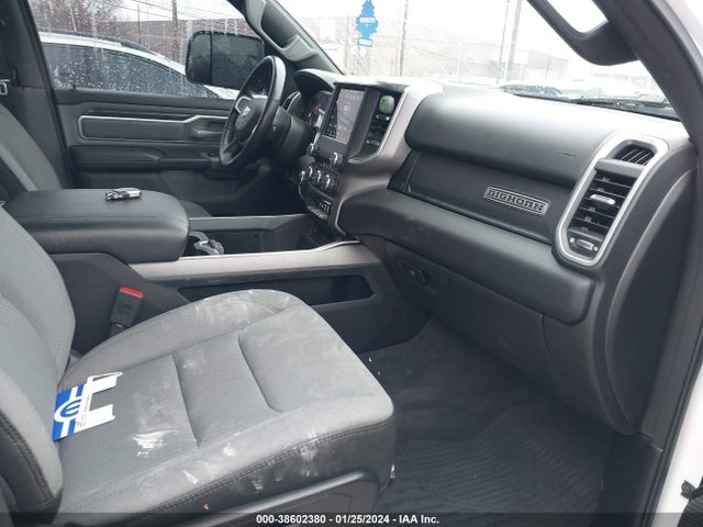 1C6RRFFG9MN827354 RAM 1500 Big Horn  4x4 5'7 Box