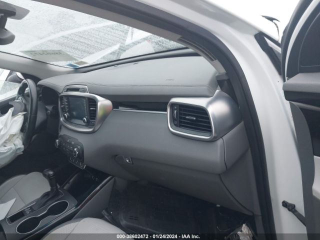 5XYPKDA54GG130068 KIA Sorento 3.3l Sx