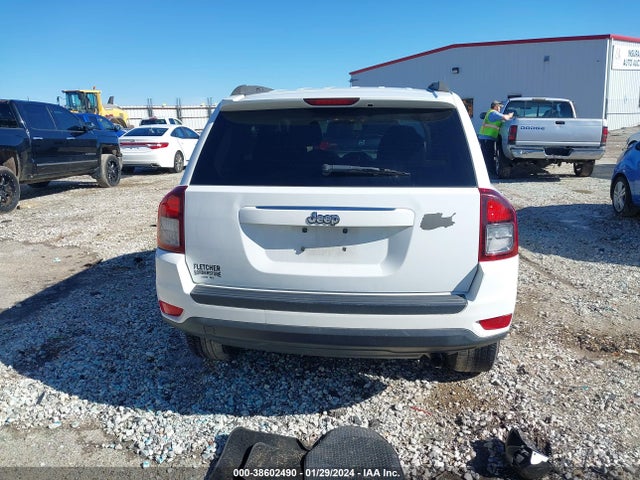 Jeep Compass Sport 2015 1C4NJCBA5FD284530 Image 17