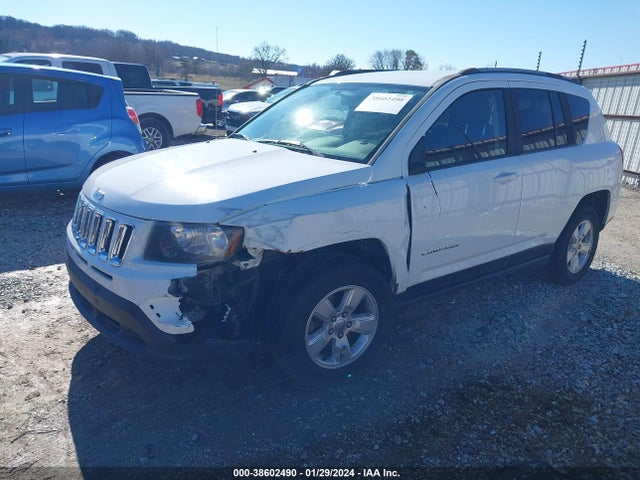 Jeep Compass Sport 2015 1C4NJCBA5FD284530 Image 2