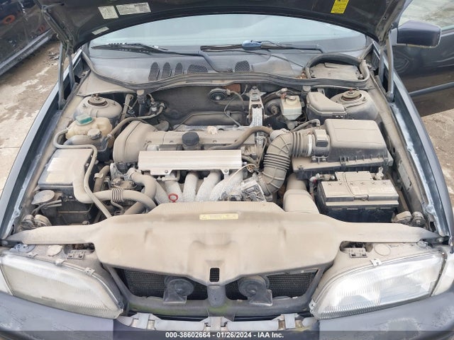 1999 VOLVO V70 VIN: YV1LW55A4X2551390