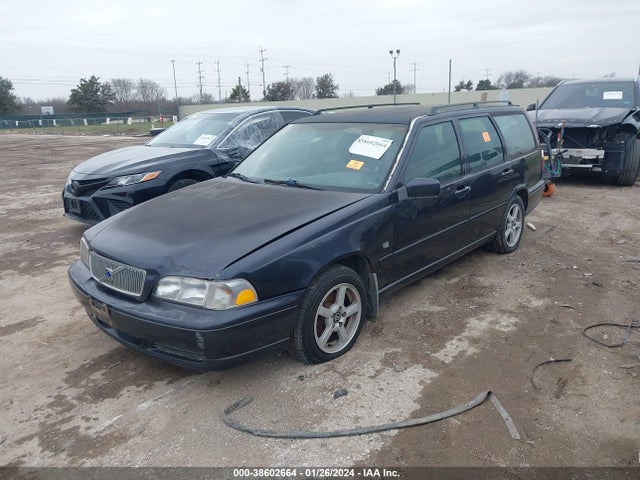 1999 VOLVO V70 VIN: YV1LW55A4X2551390