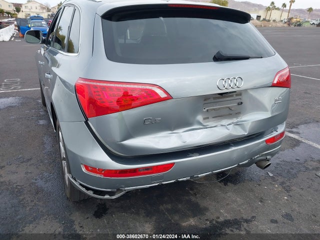 2010 AUDI Q5 3.2 PREMIUM VIN: WA1CKAFP6AA055771