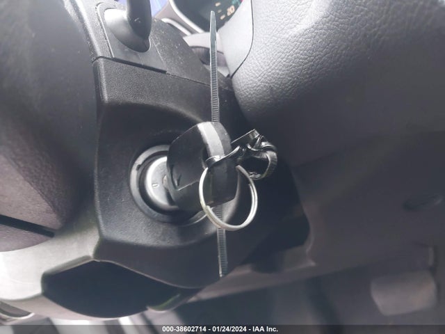 2013 FORD FOCUS SE VIN: 1FADP3F21DL212455