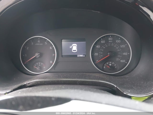 2021 KIA SELTOS EX VIN: KNDERCAAXM7220392