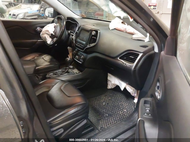 1C4PJMLB1LD582526 Jeep Cherokee Latitude Plus 4x4