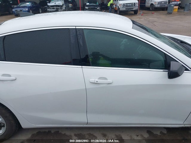 Chevrolet Malibu 1ls 2018 1G1ZB5ST0JF234863 Image 14