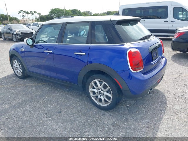 2021 MINI HARDTOP WMWXU7C07M2P10155 Photo 2