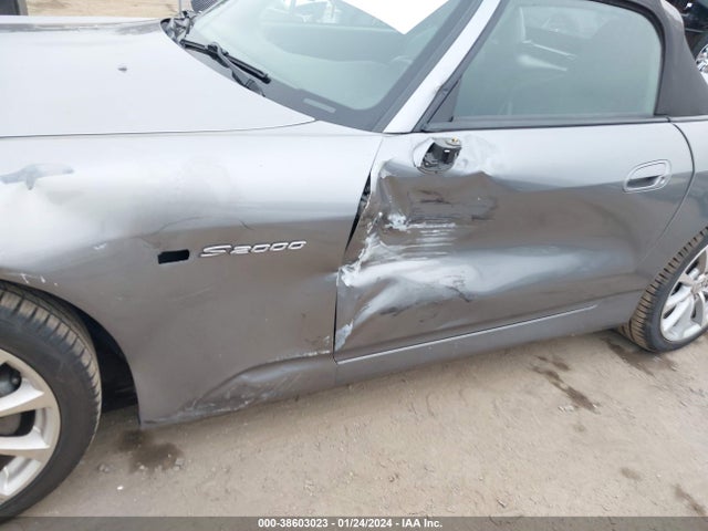 2008 HONDA S2000 VIN: JHMAP21438S001056