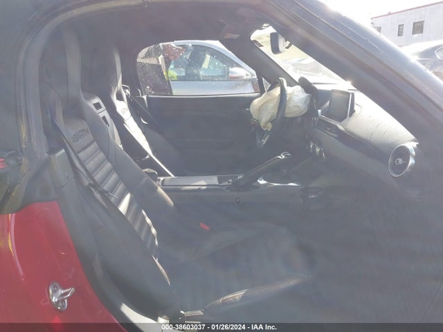 2019 FIAT 124 SPIDER JC1NFAEK9K0140679 Photo 4