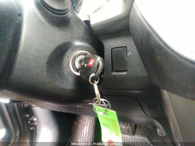 Toyota RAV4 LE 2017 JTMBFREV3HJ712881 Image 11