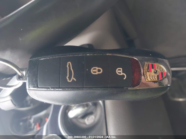 2016 PORSCHE PANAMERA WP0AA2A71GL001594 Photo 10