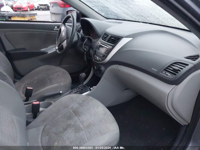 2016 HYUNDAI ACCENT SE VIN: KMHCT4AE1GU124332