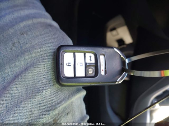 2HGFC4B0XHH304158 Honda Civic Lx-p
