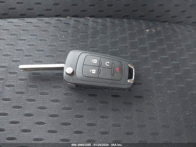 2015 CHEVROLET EQUINOX LS VIN: 2GNALAEK4F6118345