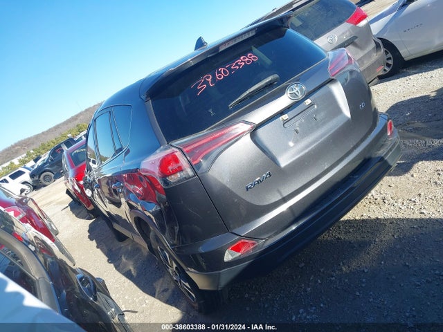 Toyota RAV4 LE 2018 JTMZFREV4JJ198754 Image 3