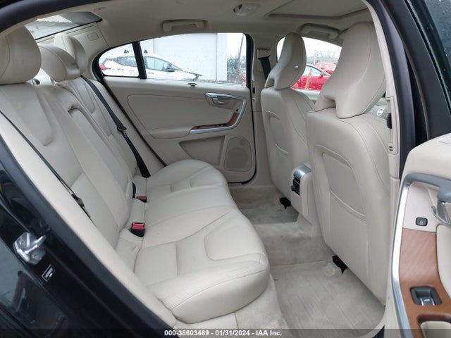 LYV612TM8GB097527 Volvo S60 Inscription T5 Platinum