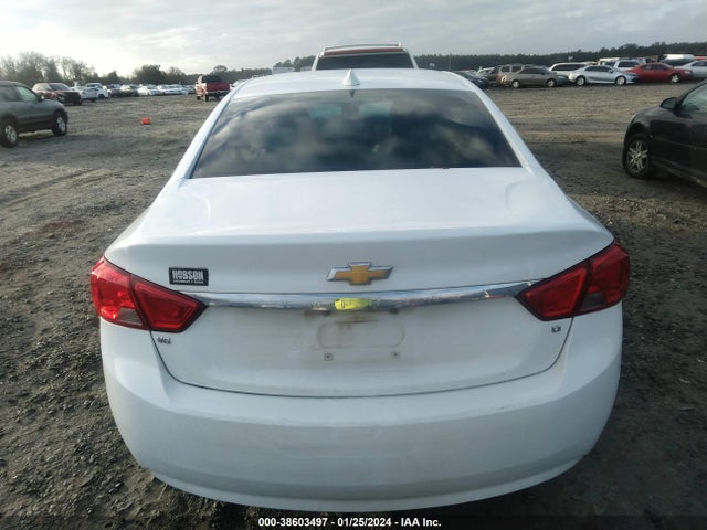 Chevrolet IMPALA 1LT 2018 2G1105S33J9177490 Image 16