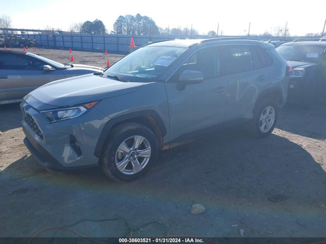 Toyota Rav4 Xle 2020 2T3W1RFV0LC051367 Image 2