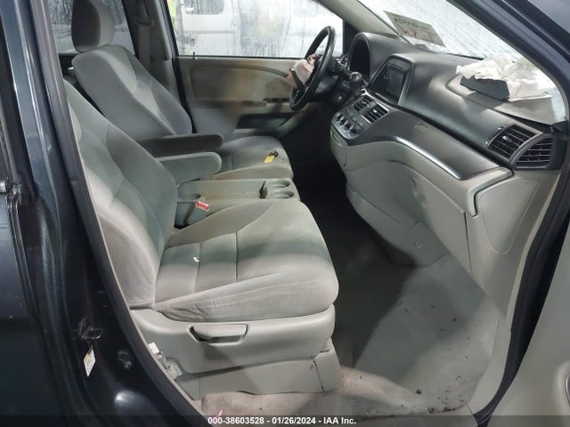 2005 HONDA ODYSSEY LX VIN: 5FNRL38255B096139