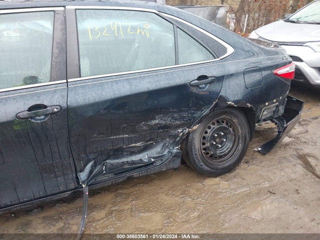 Toyota CAMRY LE 2016 4T4BF1FK7GR542576 Image 6