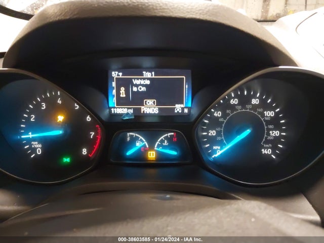 2018 FORD ESCAPE SE VIN: 1FMCU0GD1JUD61172