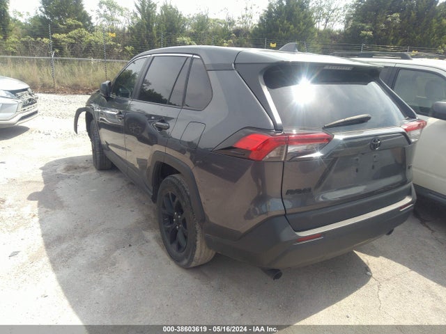 Toyota RAV4 LE 2022 2T3H1RFV8NC180078 Image 3
